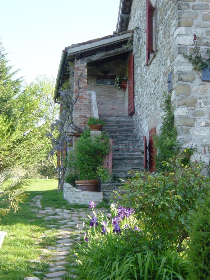 La Brocca Di Valdichiascio Villa Gubbio Luaran gambar
