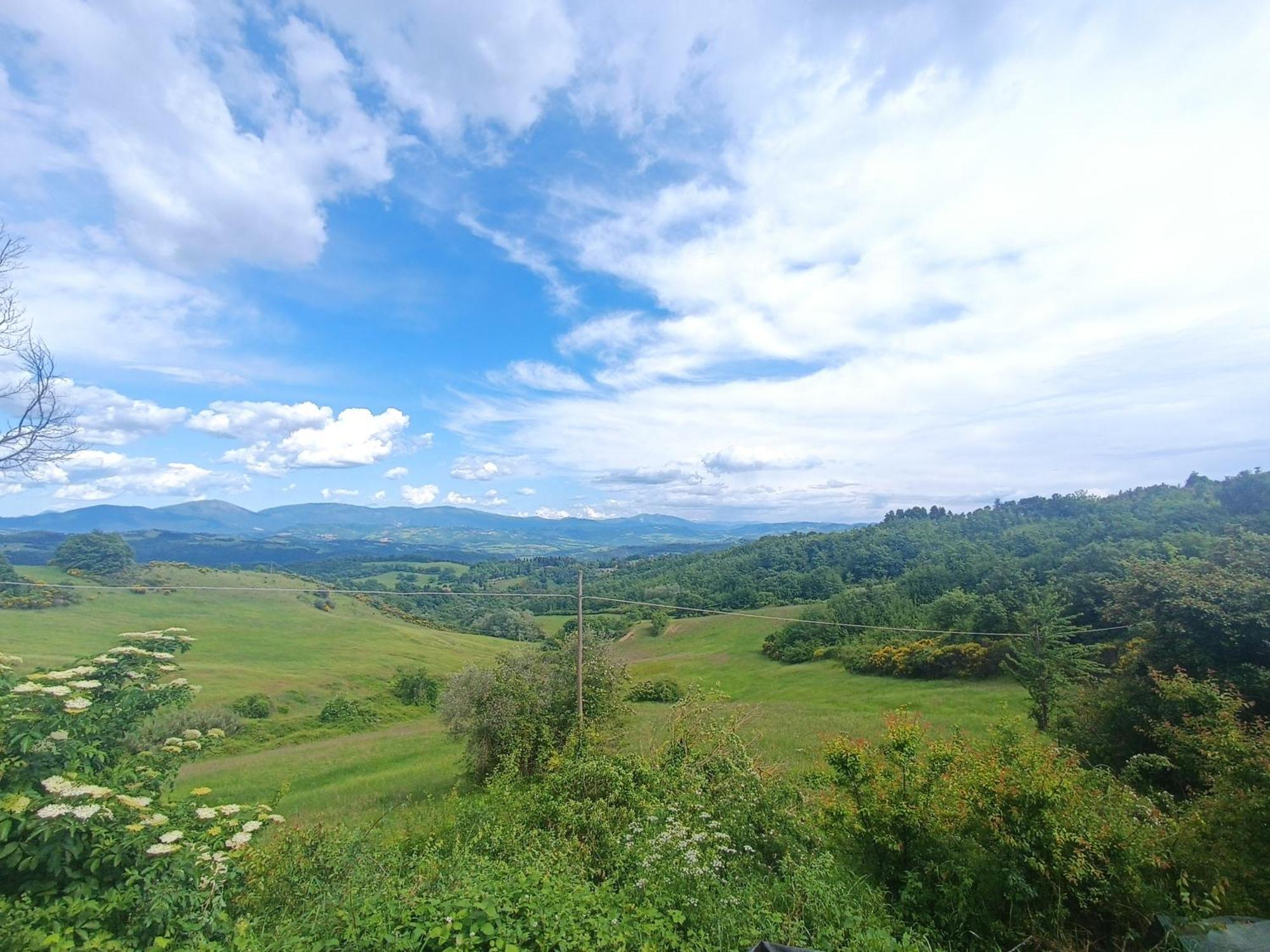 La Brocca Di Valdichiascio Villa Gubbio Luaran gambar