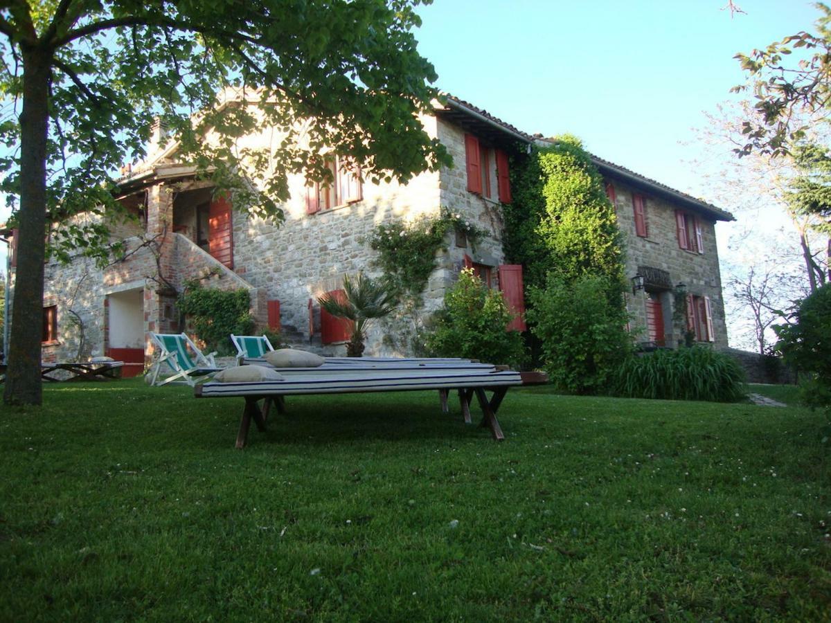La Brocca Di Valdichiascio Villa Gubbio Luaran gambar